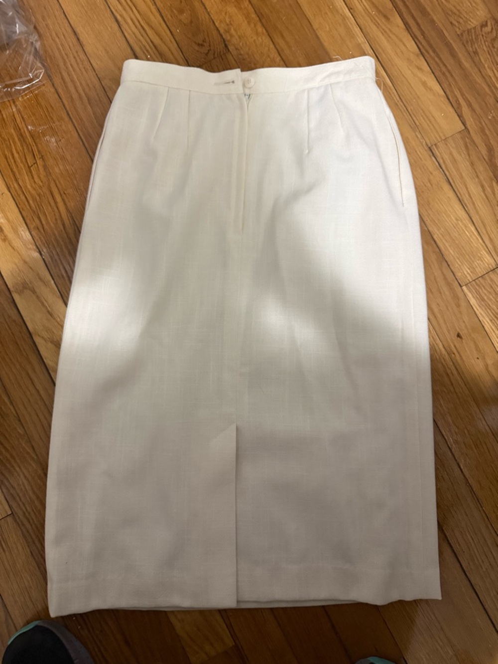 Vintage Classic Cream Pencil Skirt - Women's Tailored Office Skirt